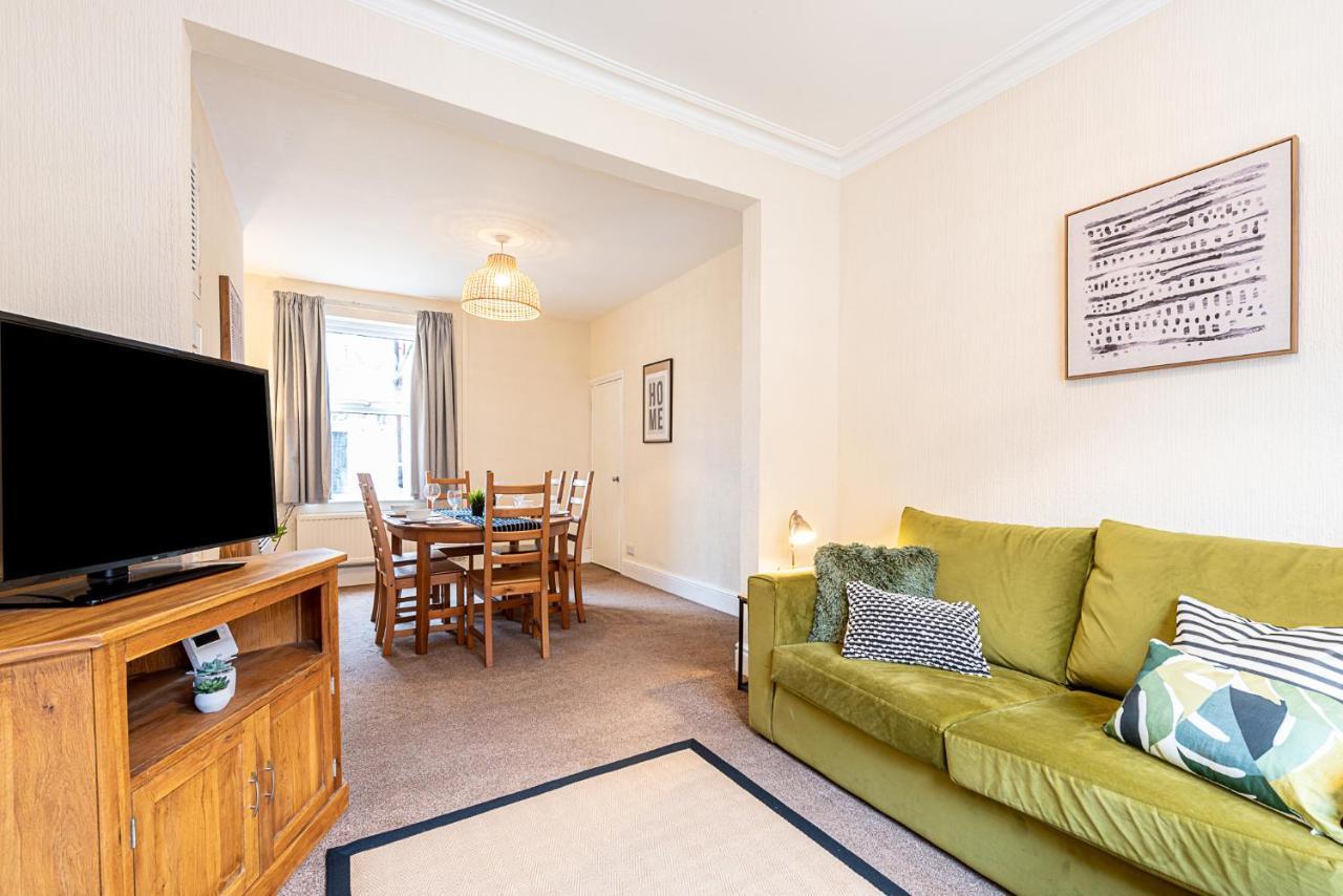 2 Bed, Up To 6 Guests Near Chester City Centre Екстер'єр фото