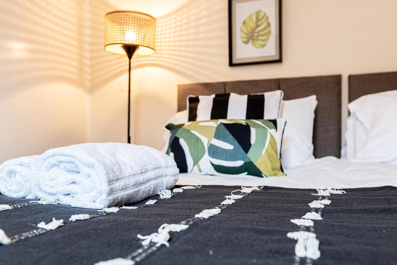 2 Bed, Up To 6 Guests Near Chester City Centre Екстер'єр фото
