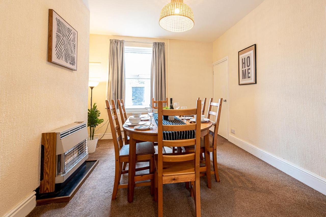 2 Bed, Up To 6 Guests Near Chester City Centre Екстер'єр фото